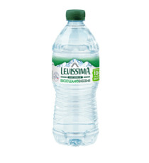 Acqua naturale - PET 100% riciclabile - bottiglia da 500 ml - Levissima Acqua naturale - PET 100% riciclabile - bottiglia da 500 ml - Levissima
