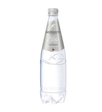 Acqua naturale - PET - bottiglia da 1 L - San Benedetto Acqua naturale - PET - bottiglia da 1 L - San Benedetto