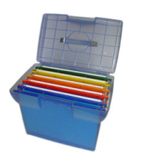 Valigetta Arianna - blu traslucido - con 5 cartelle sospese Joker interasse 33 cm - 37x25x30 cm - colori assortiti - Ber Valigetta Arianna - blu traslucido - con 5 cartelle sospese Joker interasse 33 cm - 37x25x30 cm - colori assortiti - Ber
