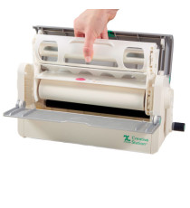 Plastificatrice a freddo Nuova Stazione Creativa multifunzione - Xyron Plastificatrice a freddo Nuova Stazione Creativa multifunzione - Xyron