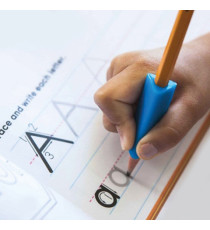 Impugnatura per matite - triangolare - gomma - colori assoertiti - Ikona+ - conf. 6 pezzi Impugnatura per matite - triangolare - gomma - colori assoertiti - Ikona+ - conf. 6 pezzi