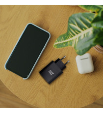 Caricabatterie da muro 2 porte USB-C e USB-A 3A Blue Star 25W PD nero type-c caricatore QC 4.0 Quick Charge 4.0 Adaptive Fast Caricabatterie da muro 2 porte USB-C e USB-A 3A Blue Star 25W PD nero type-c caricatore QC 4.0 Quick Charge 4.0 Adaptive Fast
