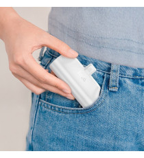 Power bank compatto Hoco J147 bianco con connettore type-c integrato 3000mAh 2A ricarica rapida, piccolo e tascabile 88gr usb-c Power bank compatto Hoco J147 bianco con connettore type-c integrato 3000mAh 2A ricarica rapida, piccolo e tascabile 88gr usb-c