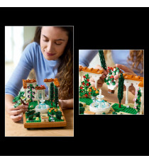 Lego Icons - Il giardino della fontana - Lego 10359 1302pz ANNI 18+ Lego Icons - Il giardino della fontana - Lego 10359 1302pz ANNI 18+