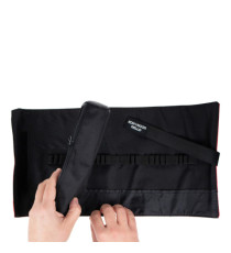 Astuccio arrotolabile Roller - con astuccio zip interno - 24 scomparti - 7,5 x 21,5 cm - tessuto - rosso - Koh.I.Noor Astuccio arrotolabile Roller - con astuccio zip interno - 24 scomparti - 7,5 x 21,5 cm - tessuto - rosso - Koh.I.Noor