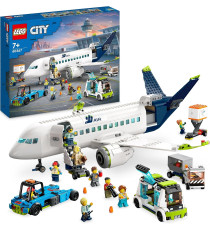 Lego City - Aereo passeggeri - Lego 60367 Autobus, Trattore Aeroportuale, Camion del Catering e Furgone Anni 7+ 913pz Lego City - Aereo passeggeri - Lego 60367 Autobus, Trattore Aeroportuale, Camion del Catering e Furgone Anni 7+ 913pz
