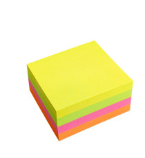 Biglietti adesivi Cubo - assortito neon - 75 x 75mm - 70gr - 320 fogli - Starline Biglietti adesivi Cubo - assortito neon - 75 x 75mm - 70gr - 320 fogli - Starline