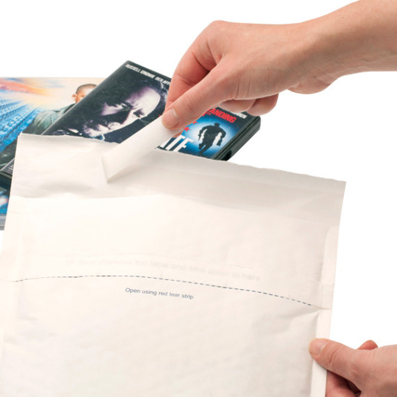Busta imbottita Mail Lite® Round Trip - andata/ritorno - LL (23 x 33 cm) - Sealed Air® - conf. 50 pezzi Busta imbottita Mail Lite® Round Trip - andata/ritorno - LL (23 x 33 cm) - Sealed Air® - conf. 50 pezzi