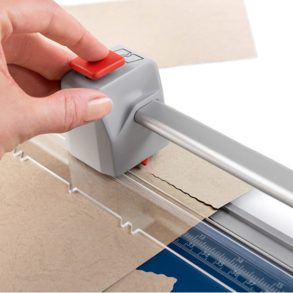 Lame assortite - per taglierina Hobby 508 new - 59 x 21 cm - Dahle - conf. 3 pezzi Lame assortite - per taglierina Hobby 508 new - 59 x 21 cm - Dahle - conf. 3 pezzi