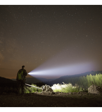 Torcia led nera a batteria 1W 95 lumen 6500K luce fredda L110xW125xH196mm IP20 Distanza massima: 130 metri