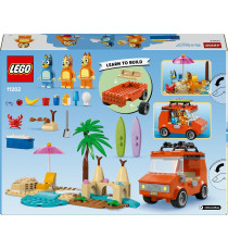 Lego Bluey - Vacanza sulla spiaggia della famiglia di Bluey - Lego 11202 Bingo e Chilli, 2 Surf, Castello Sabbia 133pz Anni 4+