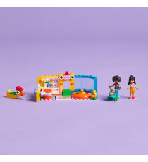 Lego Friends - Scuderia e Accademia di equitazione - Lego 42688 con Passeggino Giocattolo e Accessori 735pz Anni 7+
