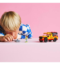 Lego City - Fuoristrada di soccorso del bagnino - Lego 60453 Jeep con 2 minifigure e squalo Anni 6+ 214pz