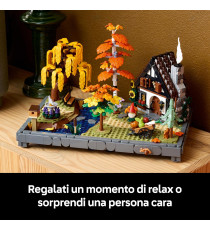 Lego Icons - Giardino autunnale del cottage - Lego 10371 con Casa, 4 Alberi, Animali e Fiori 1102pz Anni 18+