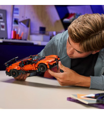 Lego Technic - Hyper Car Bugatti Chiron Pur Sport - Lego 42222 Motore W16, Sterzo e Porte Apribili Anni 9+ 771pz
