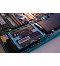 Hard disk Verbatim Vi550 S3 SSD 128GB Unità allo Stato Solido da 7 mm SATA III 2,5” Interna, velocità di lettura fino a 550 MB/s