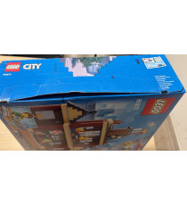 Lego City - Piazza principale - Lego 60271 N.B. SCATOLA CON DIFETTI!