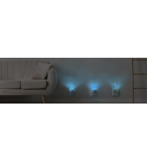 LUCE NOTTURNA LED 7 COLORI RGB 0,5W 30LUMEN CON SENSORE GIORNO/NOTTE FIOCCO DI NEVE - SPINA ITALIANA - MISURA L63*W55*H110mm