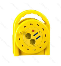 PROLUNGA ELETTRICA 7 METRI - SPINA E PRESA 16A/250V2P+E MAX 3500W - FILO: H05VV-F 3G1.0mm CON PROTEZIONE BAMBINI PROLUNGA ELETTRICA 7 METRI - SPINA E PRESA 16A/250V2P+E MAX 3500W - FILO: H05VV-F 3G1.0mm CON PROTEZIONE BAMBINI