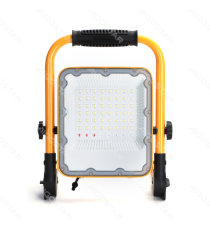 FARO LED PORTATILE A BATTERIA RICARICABILE 30W 1000 LUMEN 6500K LUCE FREDDA IP65 RICARICA USB L218*W57*H280mm ORIENTABILE 360 FARO LED PORTATILE A BATTERIA RICARICABILE 30W 1000 LUMEN 6500K LUCE FREDDA IP65 RICARICA USB L218*W57*H280mm ORIENTABILE 360