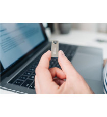 Pendrive 16GB USB MyMedia My Alu 3.2 69275 pendrive in metallo da 16 gb Connessione SuperFast USB 3.2 Gen 1 Pendrive 16GB USB MyMedia My Alu 3.2 69275 pendrive in metallo da 16 gb Connessione SuperFast USB 3.2 Gen 1