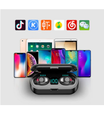 Coppia auricolari F9 white generico con display led Earphone Bluetooth V5.2 WI-FI cuffie TWS alta qualità iOS ANDROID Coppia auricolari F9 white generico con display led Earphone Bluetooth V5.2 WI-FI cuffie TWS alta qualità iOS ANDROID