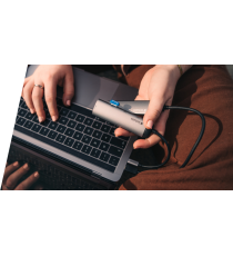 Hard Disk esterno portatile SSD mini Verbatim VX500 47442 240gb USB 3.2 GEN 2 trasferimento fino a 500 MB/sec - peso solo 29gr Hard Disk esterno portatile SSD mini Verbatim VX500 47442 240gb USB 3.2 GEN 2 trasferimento fino a 500 MB/sec - peso solo 29gr