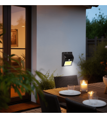 Applique LED COB solare con sensore di movimento nera 1.1W 130lumen 6500K Luce fredda IP65 lampada L96xW124xH48mm Applique LED COB solare con sensore di movimento nera 1.1W 130lumen 6500K Luce fredda IP65 lampada L96xW124xH48mm