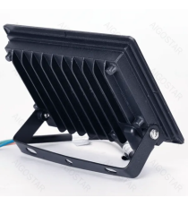 Flood light LED 30W 2510 lumen,luce naturale 4000K IP65 faro led Dimensioni:L150xW122xH27mm Equivalenza incandesc. 120W Serie05 Flood light LED 30W 2510 lumen,luce naturale 4000K IP65 faro led Dimensioni:L150xW122xH27mm Equivalenza incandesc. 120W Serie05