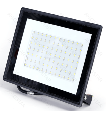 Flood light LED 70W 6100 lumen,luce naturale 4000K IP65 faro led Dimensioni:L230xW193xH27mm Equivalenza incandesc. 280W Serie05 Flood light LED 70W 6100 lumen,luce naturale 4000K IP65 faro led Dimensioni:L230xW193xH27mm Equivalenza incandesc. 280W Serie05
